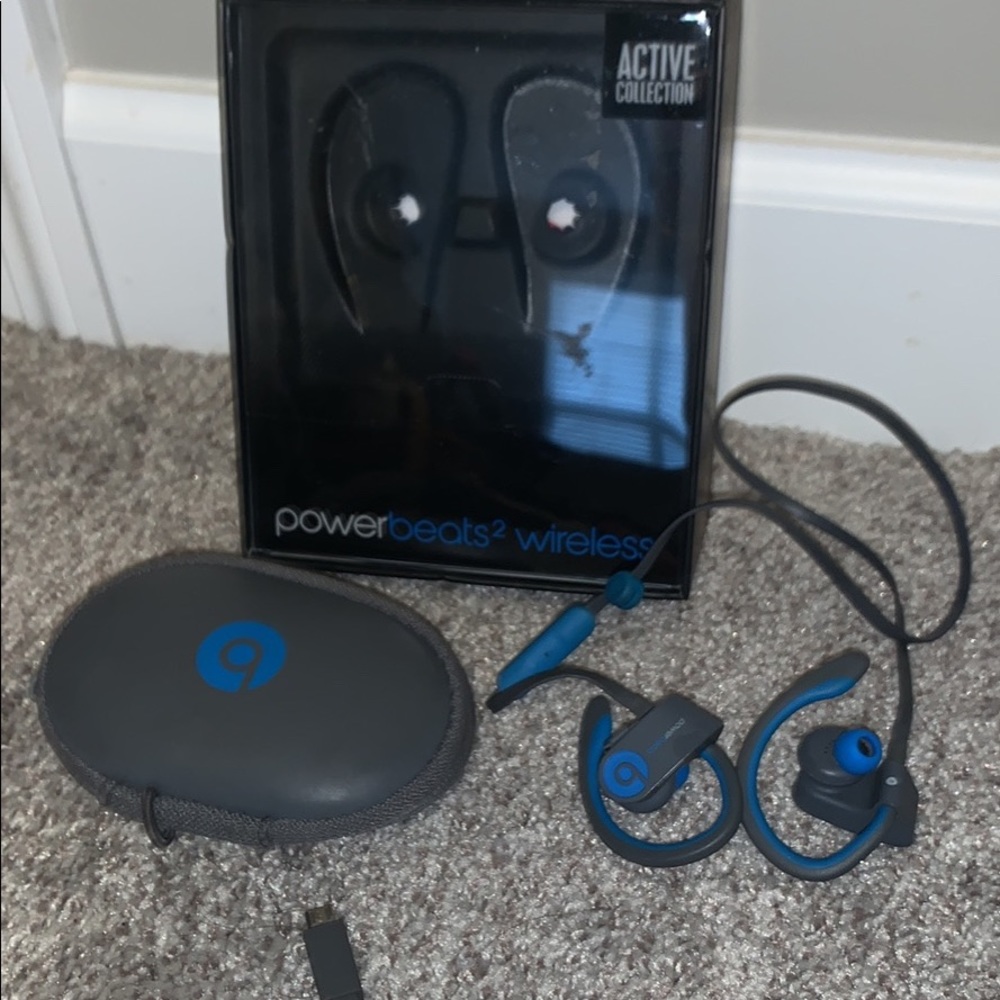 Beats wireless 2